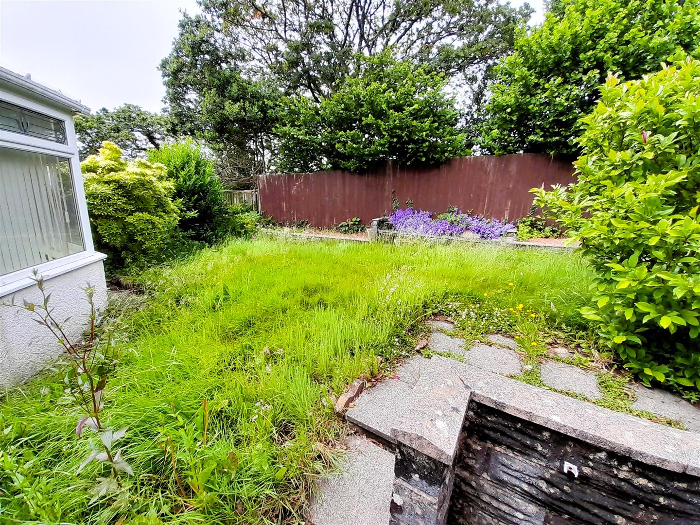 Hilltop, Llanelli, SA14 8DF